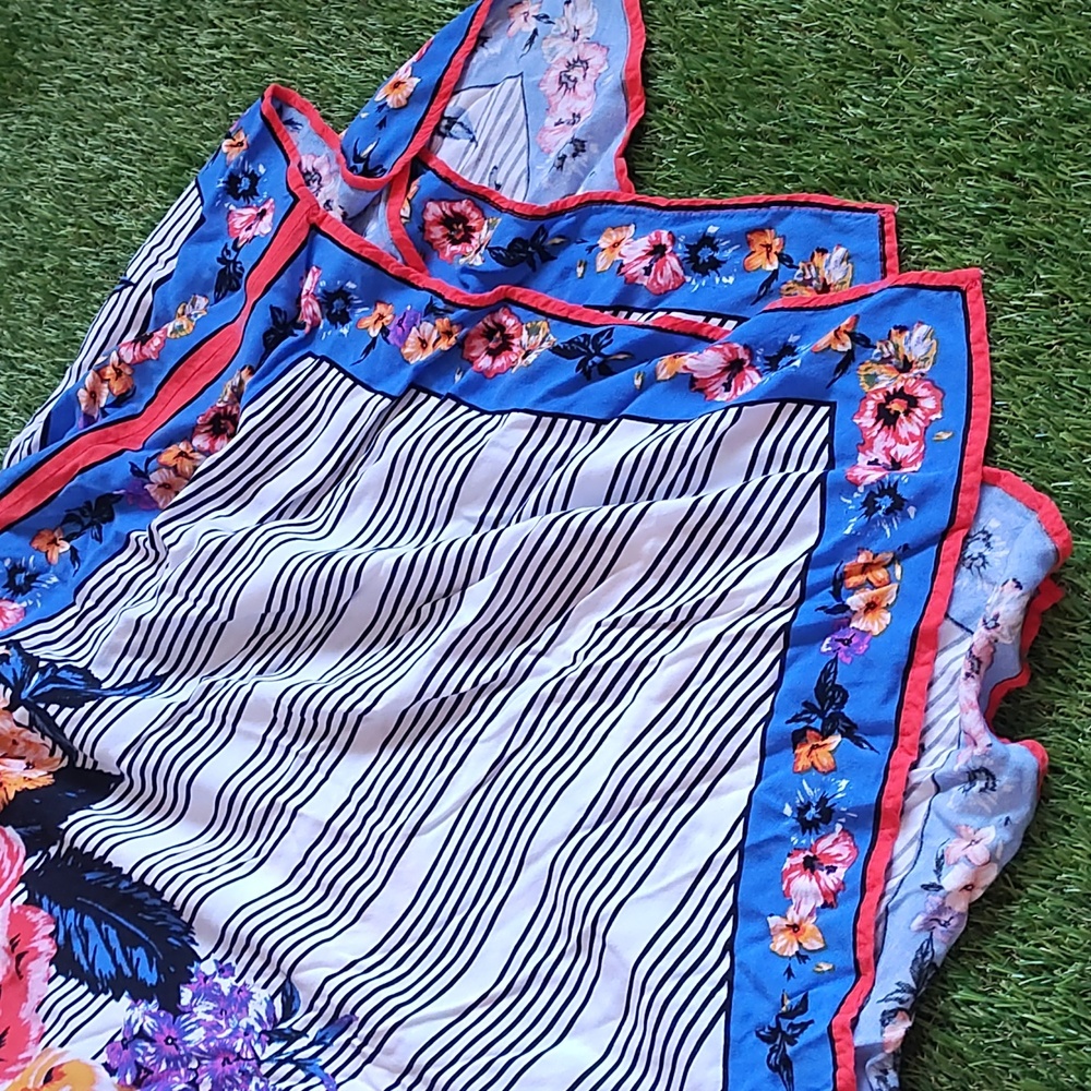 Flying Tomato DRESS - Picture 4 of 4